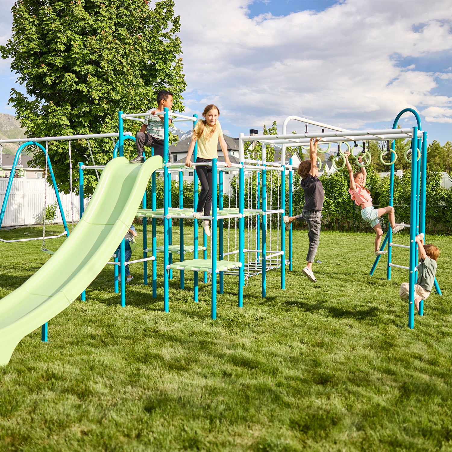 ActivPlay Base Camp Playground + Hanging Bridge, Jungle Line, Monkey Bars Modules